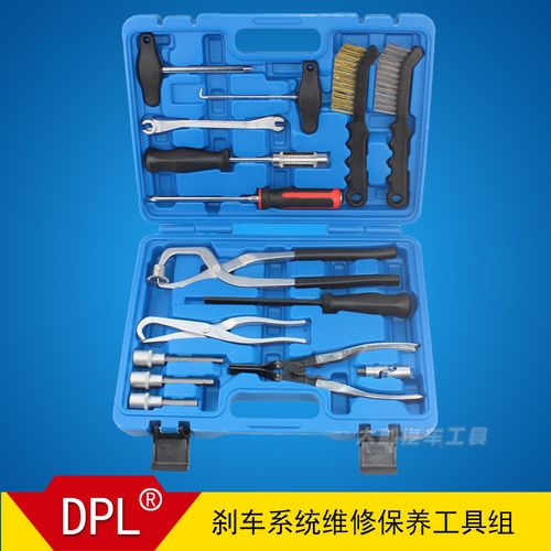 在汽车维护保养中，常用的专用工具有哪些？
