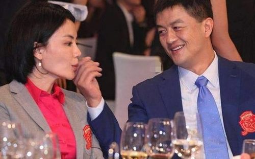 王菲凌晨晒照为15岁的李嫣庆生，李亚鹏疑未送祝福，关系那么不好吗？