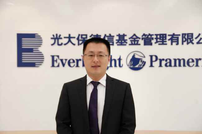 有人了解光大保德信公司吗，其基金团队成员靠谱吗？