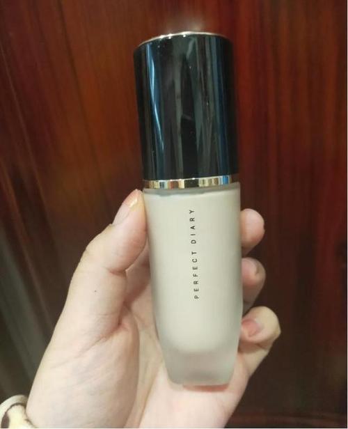 什么牌子的粉底液好用又实惠