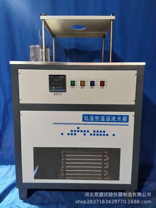 使用低温溢流水箱时，需要注意的问题有哪些？
