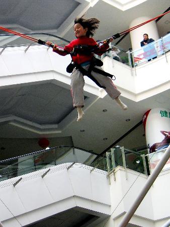 小孩子蹦极什么体验