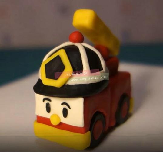 如何用软陶制作玩具火车