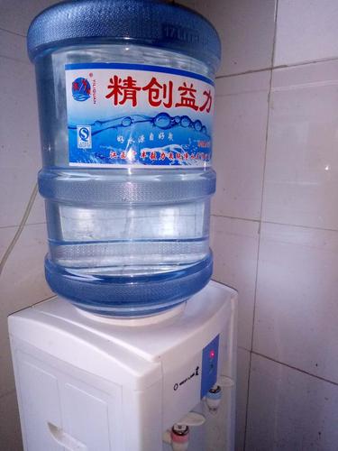 益力桶装水含矿物质吗？