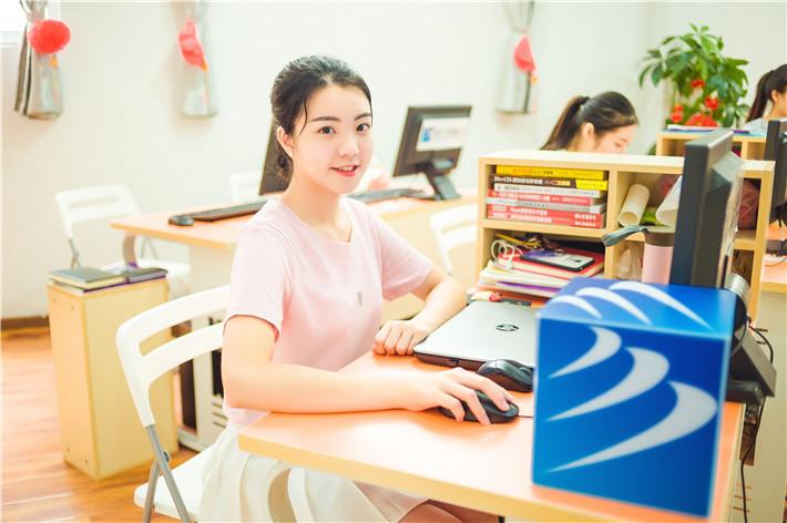 女孩学什么技术有前途