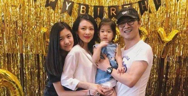 汪峰前妻康作如，情商高长相不输章子怡，生下女儿为何仍被离婚？