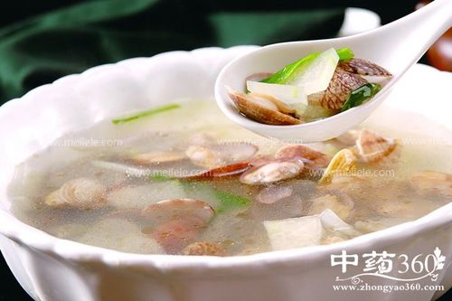 秋季养生汤煲汤食谱有很多，食谱分别都有哪些呢？