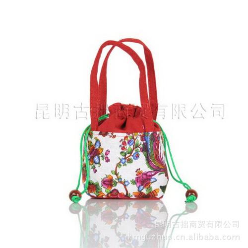 手提包 PU  与 PVC  还有 布包 晚装包HS编码的区别？