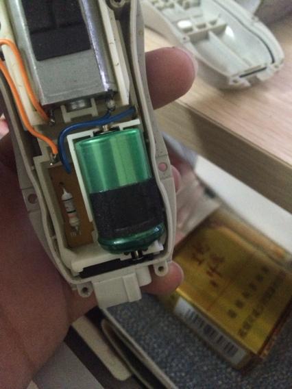 鼎铃rf609怎么拆电池？