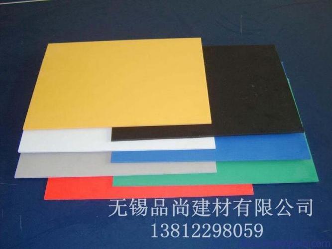 选择PVC共挤板需要考虑哪些方面