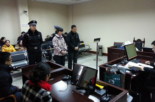 聚众打砸个人财务15000元能够成什么罪