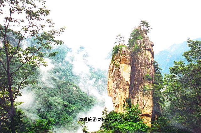 河南景区石人山红到不行，改名“尧山”后，为何景区连游客都罕见？