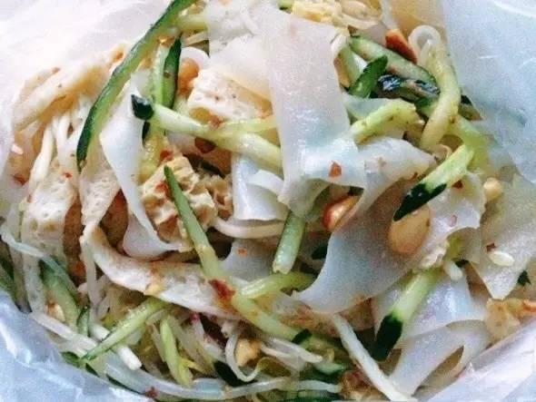 凉皮是用什么材料做的？
