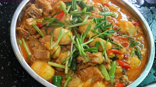 重庆正宗芋儿鸡怎样做？